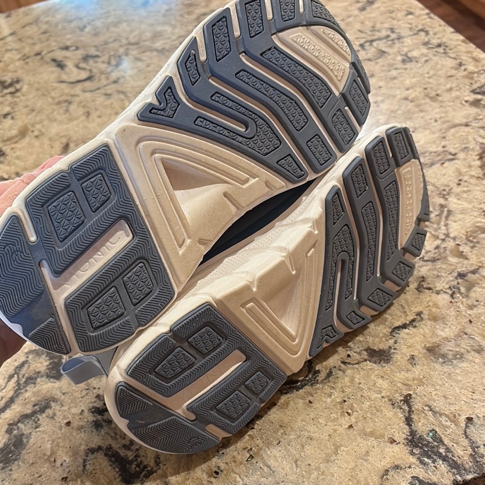 Vionic Gray and Blue Walking Shoes - Picture 5 of 6
